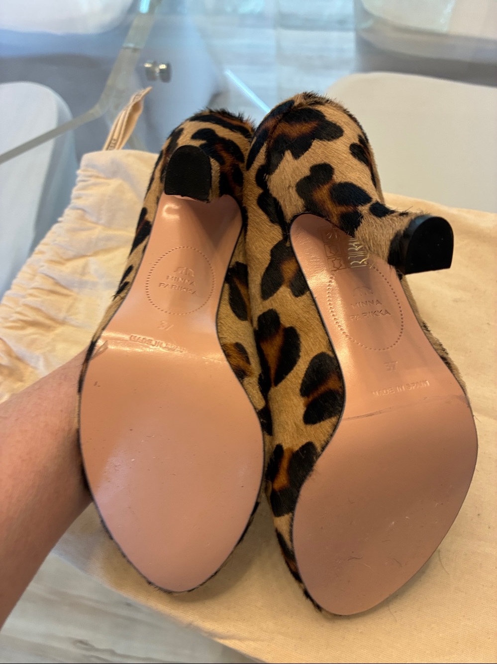 Minna Parikka Leopard Haircalf Heels Size 37
Excellent condition
Never worn - Picture 12 of 12